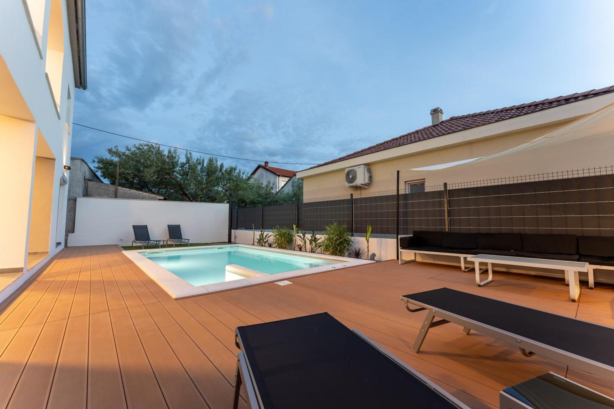 Bernie Apartments With A Pool Zadar Exterior foto